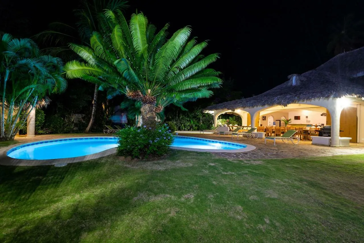 Villa San Lucas 拉斯特拉纳斯